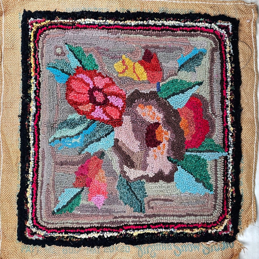 Vintage Snow Studio #6017 Rug‎ Hooking Floral 16x16 Unfinished Edges Flowers